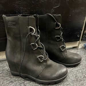 Sorel,boots , size 8